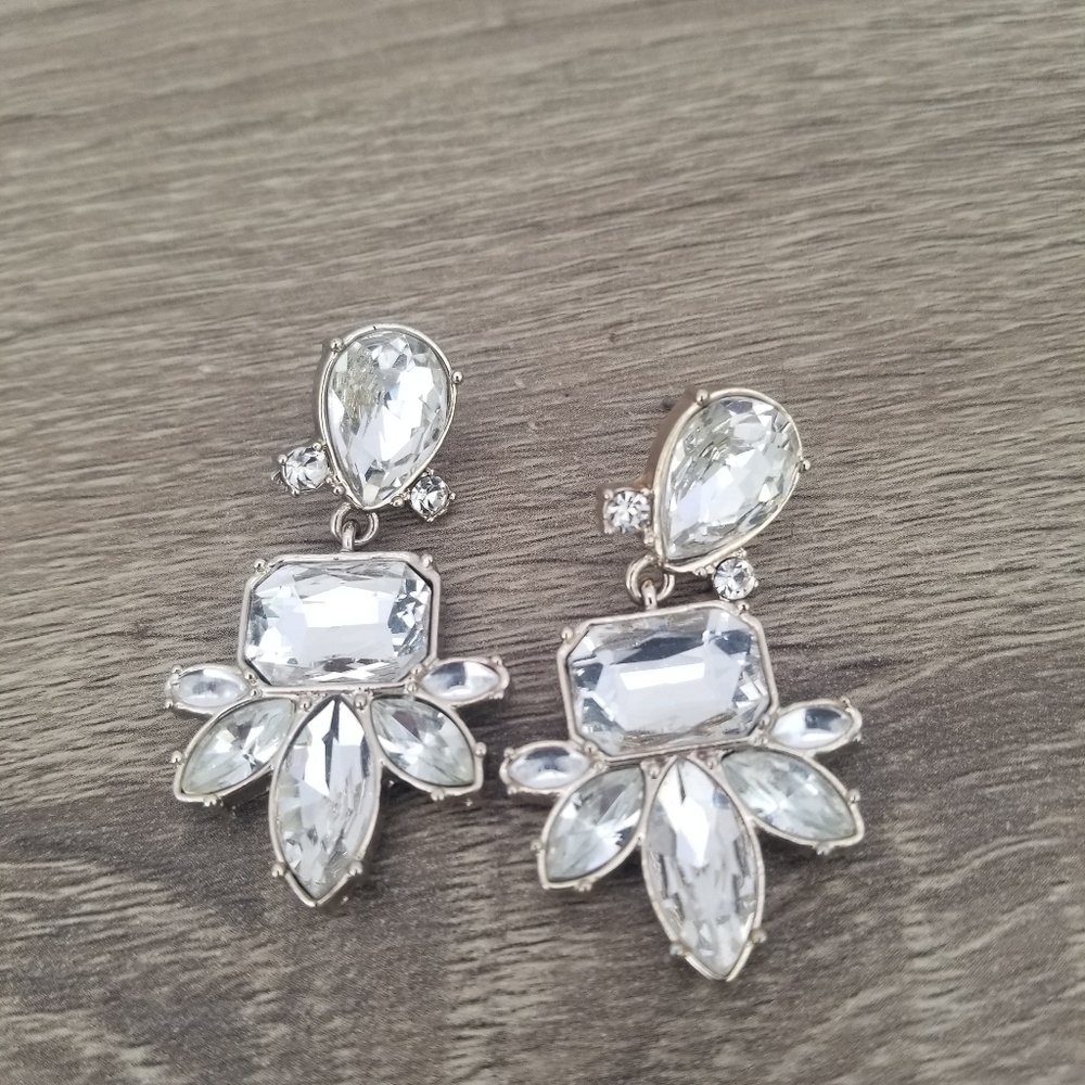 Earring Bundle - Picture 7 of 8